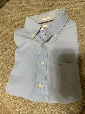 Abercrombie & Fitch Light Blue Button-Down Oxford Shirt